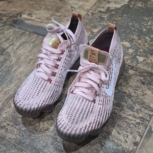 Womens VAPOR MAX SNEAKERS 7.5 FLYNIT 3